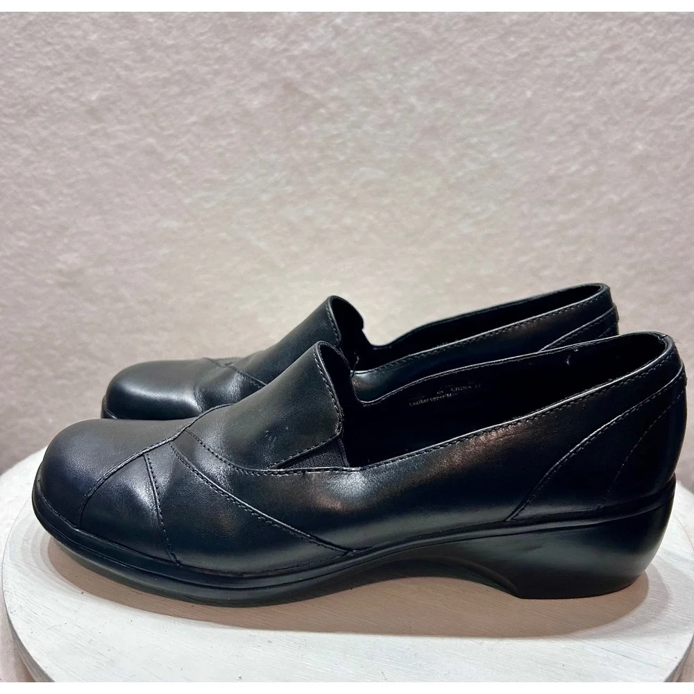 Clarks Womens Black Leather Slip On Loafers Wedge Shoes 8.5M 84629